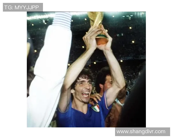 足球明星球王是如何塑造自己的传奇人生与职业生涯的探索与思考